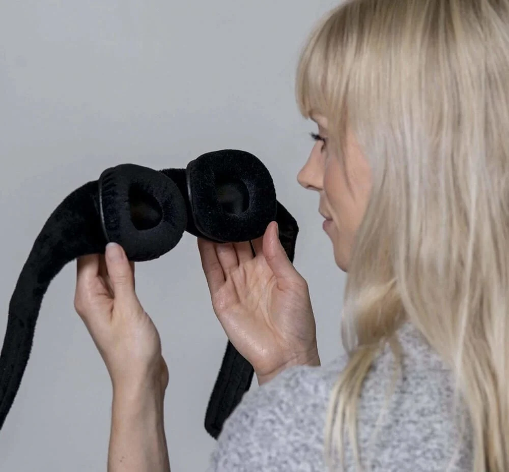 Deluxe Delta Blackout Sleep Mask - Image 7