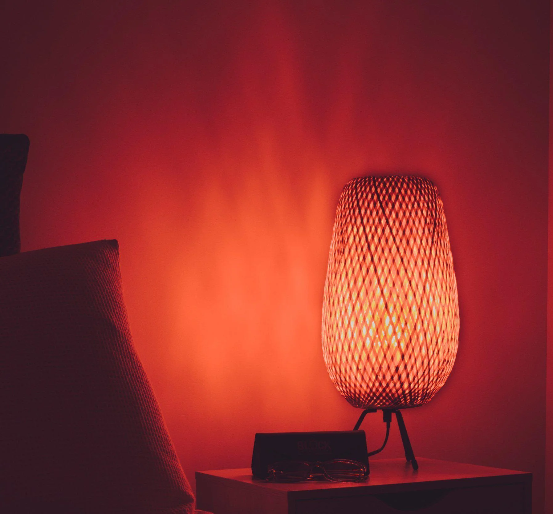 Twilight Red Light Bulb - E14 (Small Screw) - Image 3